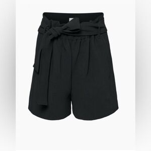 Wilfred Paper Bag Short Size 4